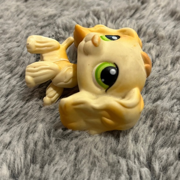 Littlest Pet Shop # 347 Read - Picture 4 of 7